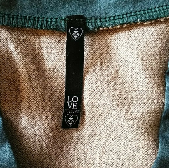 Juniors top - Picture 2 of 3